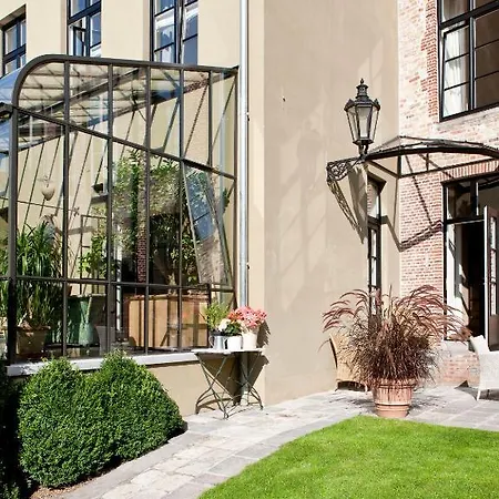 Couette-café Jacquemine Luxury And Art Gallery *